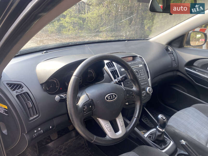 Універсал Kia Ceed 2011 в Києві