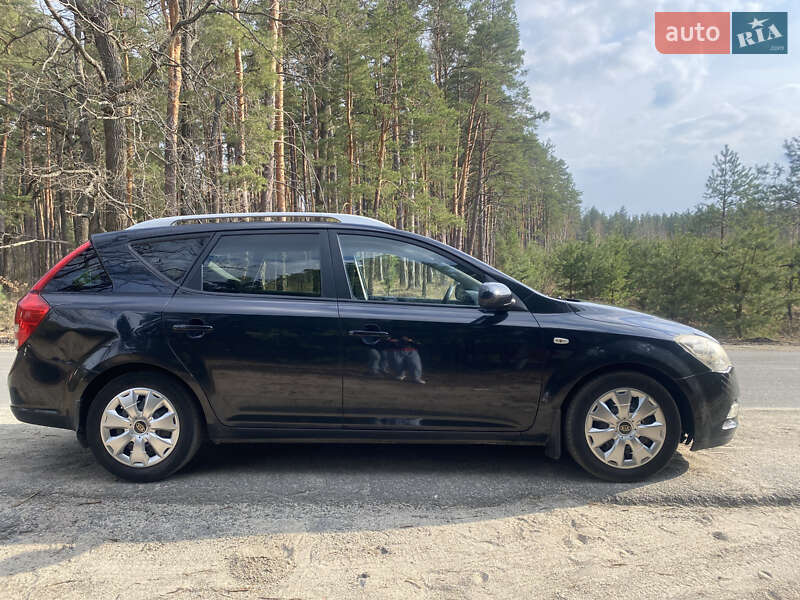 Універсал Kia Ceed 2011 в Києві