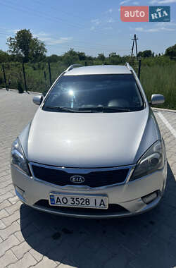 Универсал Kia Ceed 2011 в Виноградове