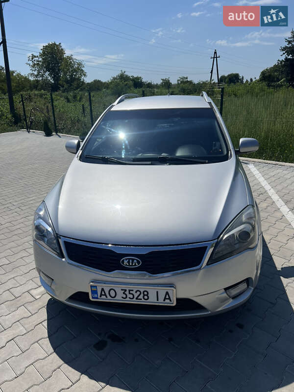 Kia Ceed 2011