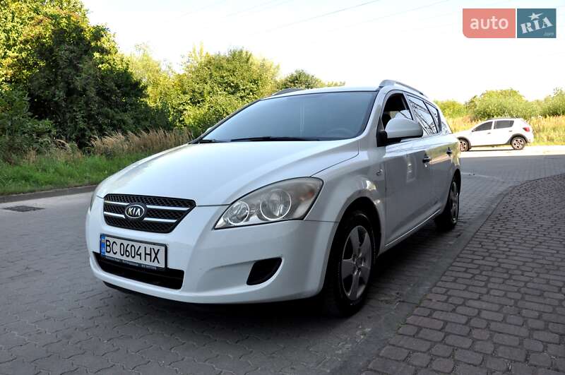 Универсал Kia Ceed 2009 в Львове
