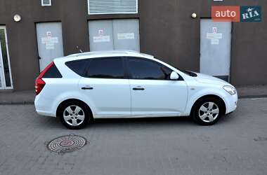 Универсал Kia Ceed 2009 в Львове
