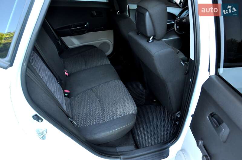 Универсал Kia Ceed 2009 в Львове