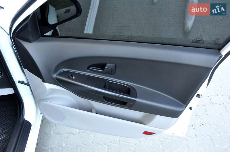 Универсал Kia Ceed 2009 в Львове