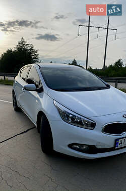 Хэтчбек Kia Ceed 2013 в Житомире