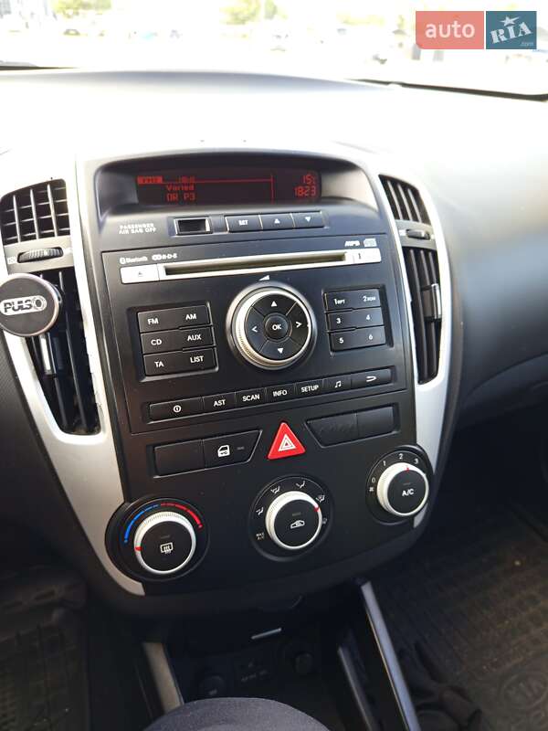 Універсал Kia Ceed 2009 в Запоріжжі