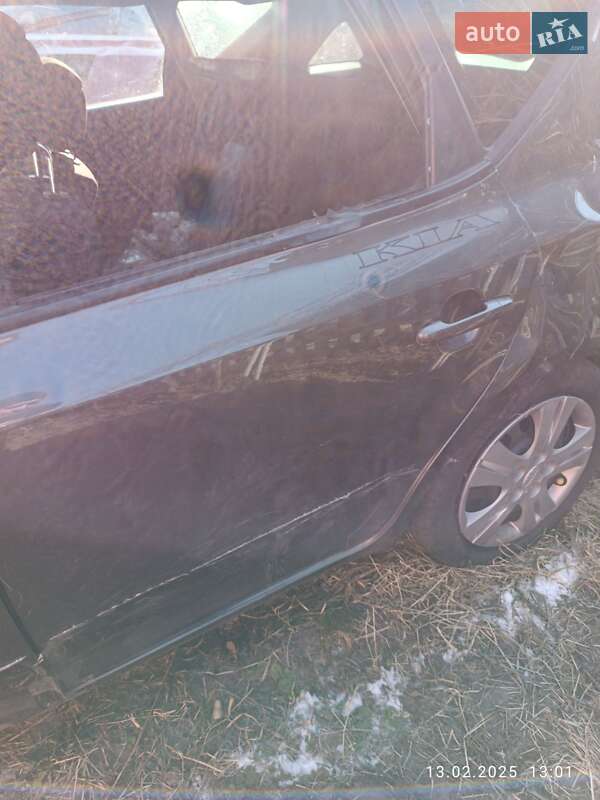 Универсал Kia Ceed 2011 в Барвинках фото 10 Универсал Kia Ceed 2011 в Барвинках