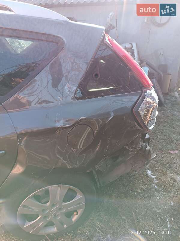 Универсал Kia Ceed 2011 в Барвинках фото 28 Универсал Kia Ceed 2011 в Барвинках