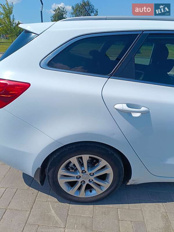 Универсал Kia Ceed 2012 в Здолбунове