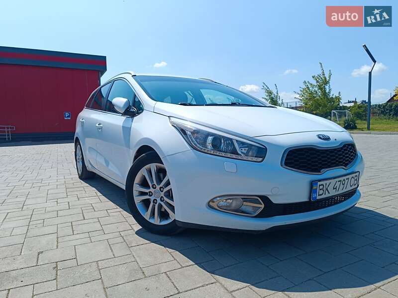 Универсал Kia Ceed 2012 в Здолбунове