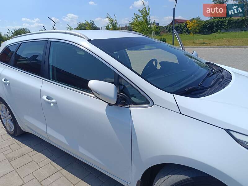 Универсал Kia Ceed 2012 в Здолбунове