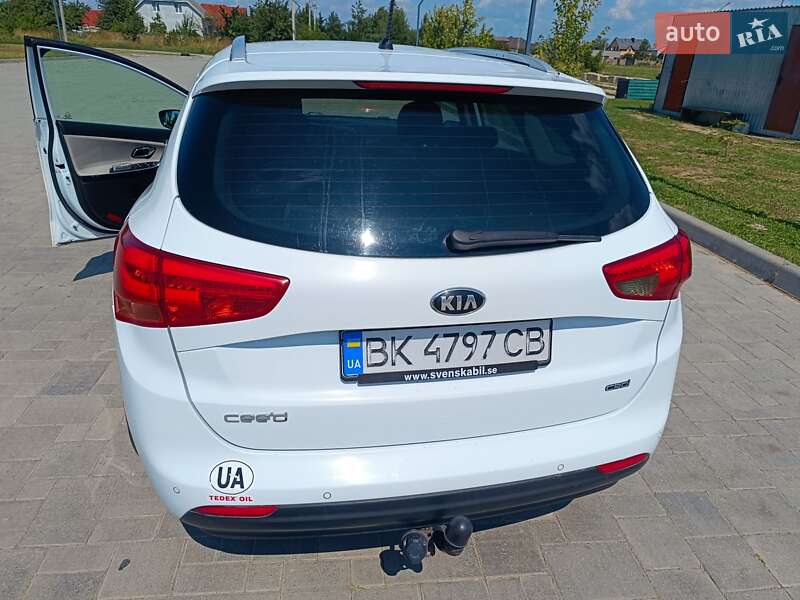 Универсал Kia Ceed 2012 в Здолбунове