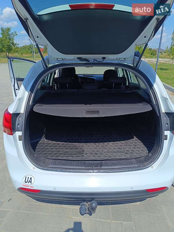 Универсал Kia Ceed 2012 в Здолбунове