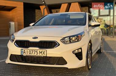 Хэтчбек Kia Ceed 2021 в Киеве