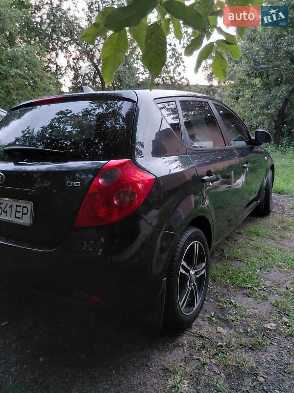Хетчбек Kia Ceed 2007 в Чернігові