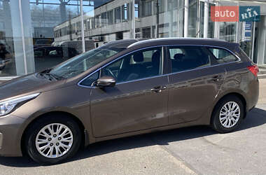 Универсал Kia Ceed 2017 в Чернигове