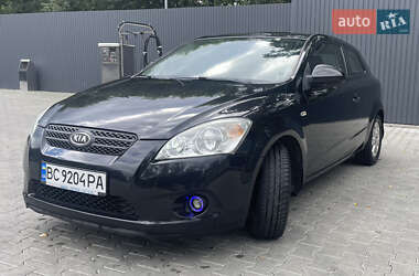 Хэтчбек Kia Ceed 2008 в Дрогобыче
