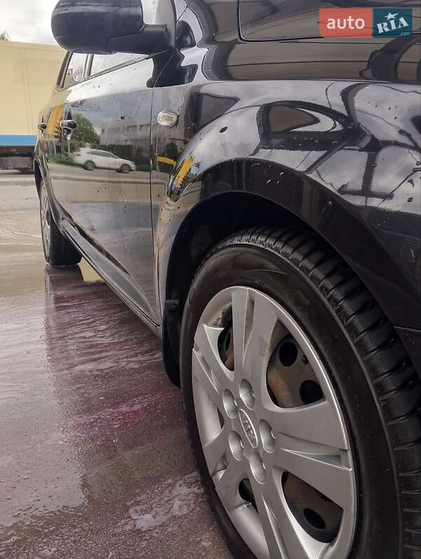 Хэтчбек Kia Ceed 2011 в Киеве фото 13 Хэтчбек Kia Ceed 2011 в Киеве