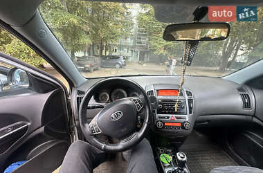 Хэтчбек Kia Ceed 2007 в Запорожье