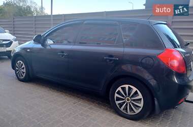 Хэтчбек Kia Ceed 2008 в Одессе