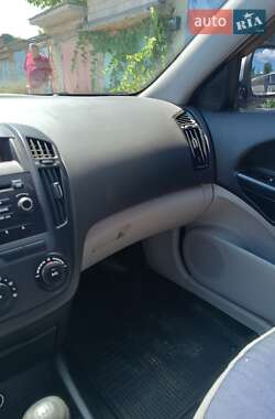 Хетчбек Kia Ceed 2008 в Кропивницькому
