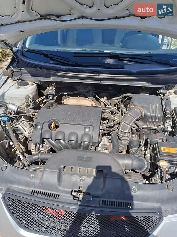 Хэтчбек Kia Ceed 2008 в Кропивницком