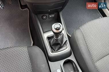Хэтчбек Kia Ceed 2007 в 
