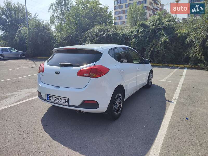 Хэтчбек Kia Ceed 2012 в Ужгороде фото 10 Хэтчбек Kia Ceed 2012 в Ужгороде