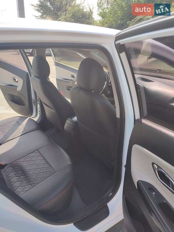 Хэтчбек Kia Ceed 2012 в Ужгороде фото 30 Хэтчбек Kia Ceed 2012 в Ужгороде