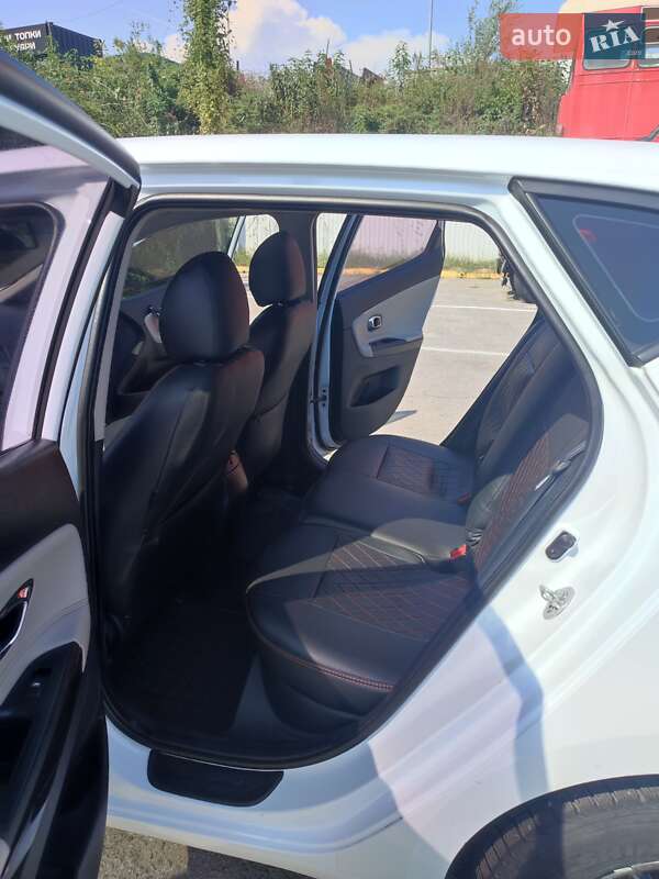 Хэтчбек Kia Ceed 2012 в Ужгороде фото 38 Хэтчбек Kia Ceed 2012 в Ужгороде