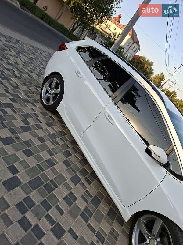 Универсал Kia Ceed 2012 в Одессе