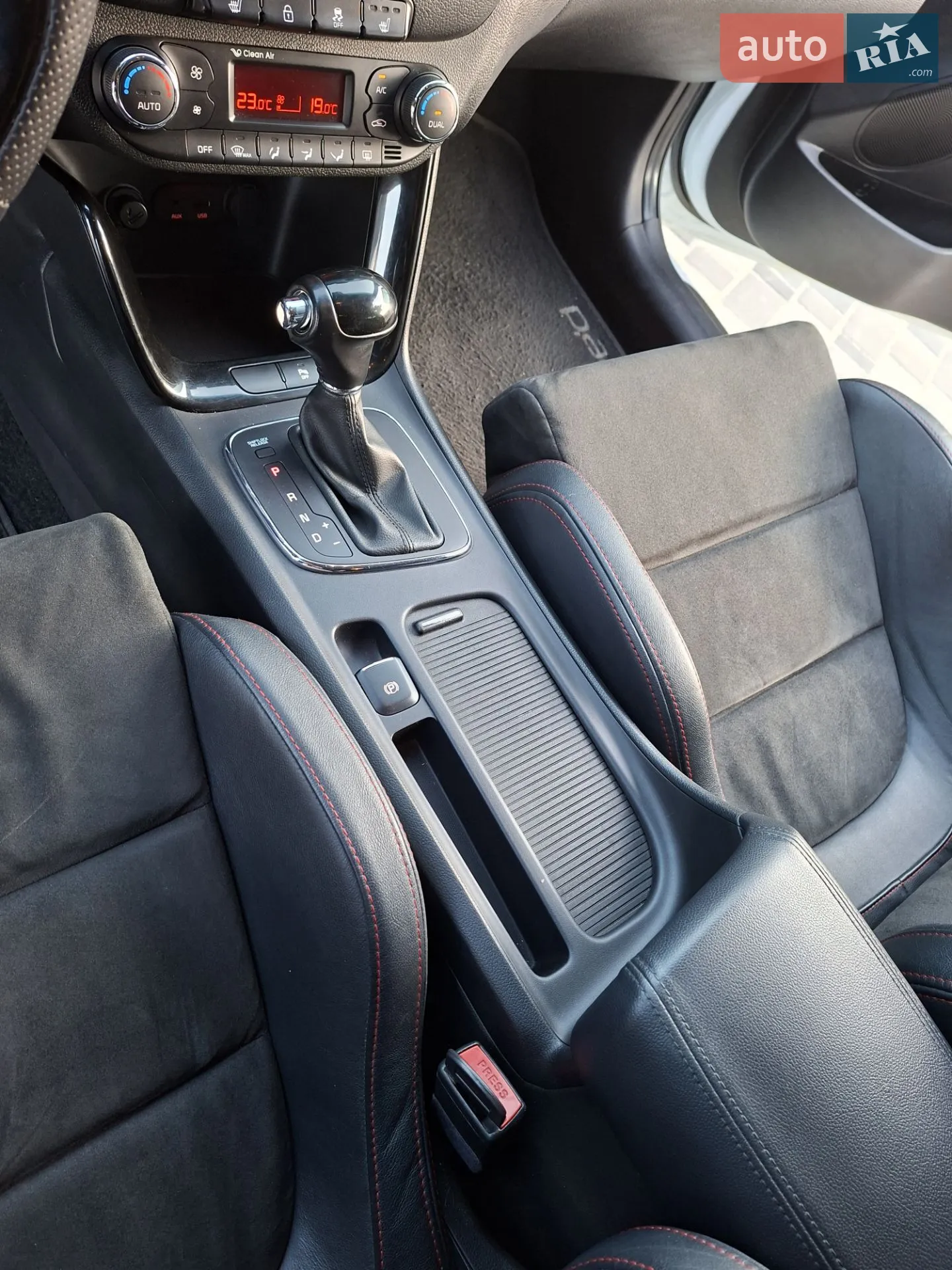 2012 Kia Cee'd - мініатюра 9