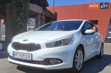 Хэтчбек Kia Ceed 2015 в Чернигове