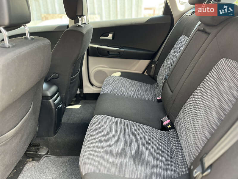 Универсал Kia Ceed 2008 в Добротворе