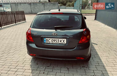 Хэтчбек Kia Ceed 2009 в Львове