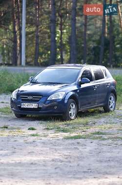 Хэтчбек Kia Ceed 2007 в Новояворовске