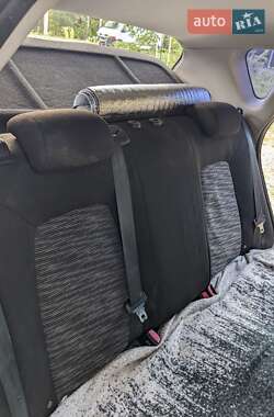 Хэтчбек Kia Ceed 2007 в Новояворовске