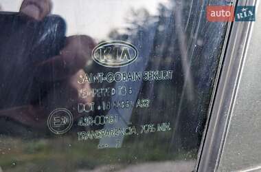 Хэтчбек Kia Ceed 2007 в Новояворовске