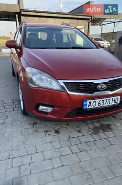 Універсал Kia Ceed 2009 в Хусті