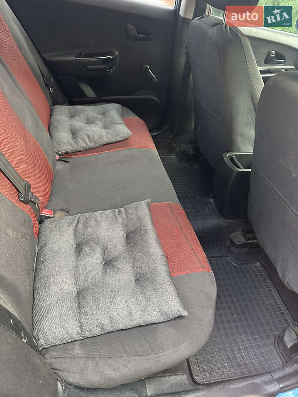 Хэтчбек Kia Ceed 2010 в Львове