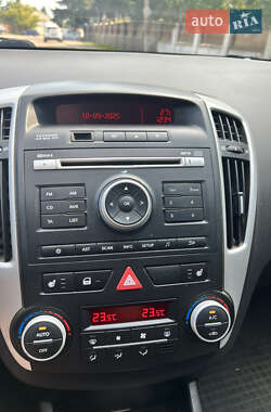 Универсал Kia Ceed 2010 в 