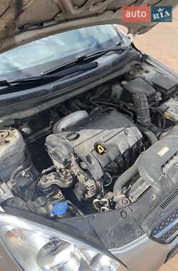 Хэтчбек Kia Ceed 2007 в 