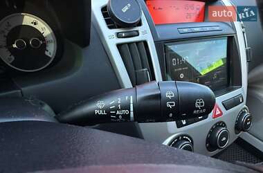 Хэтчбек Kia Ceed 2007 в 