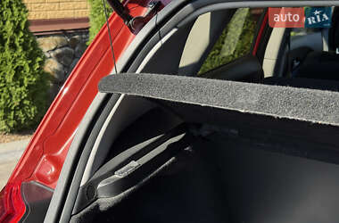 Хэтчбек Kia Ceed 2008 в 