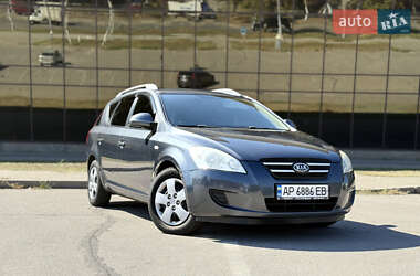 Универсал Kia Ceed 2008 в Запорожье