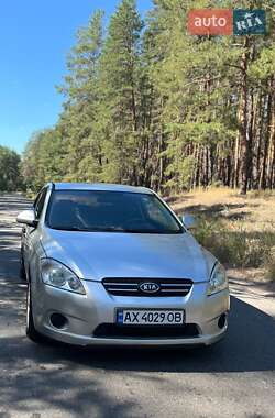 Хэтчбек Kia Ceed 2008 в Андреевке