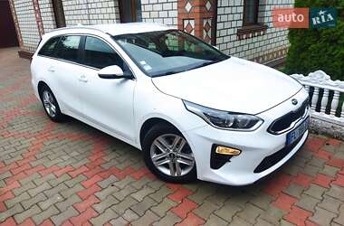 Универсал Kia Ceed 2021 в Звягеле