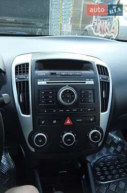 Универсал Kia Ceed 2011 в 