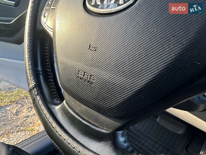 Хэтчбек Kia Ceed 2008 в Киеве