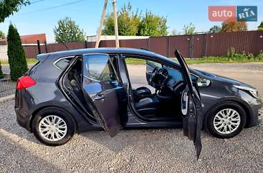 Хэтчбек Kia Ceed 2017 в 